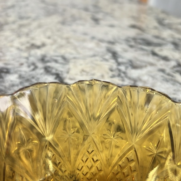 Vintage Amber Glass Bowl - Picture 7 of 8